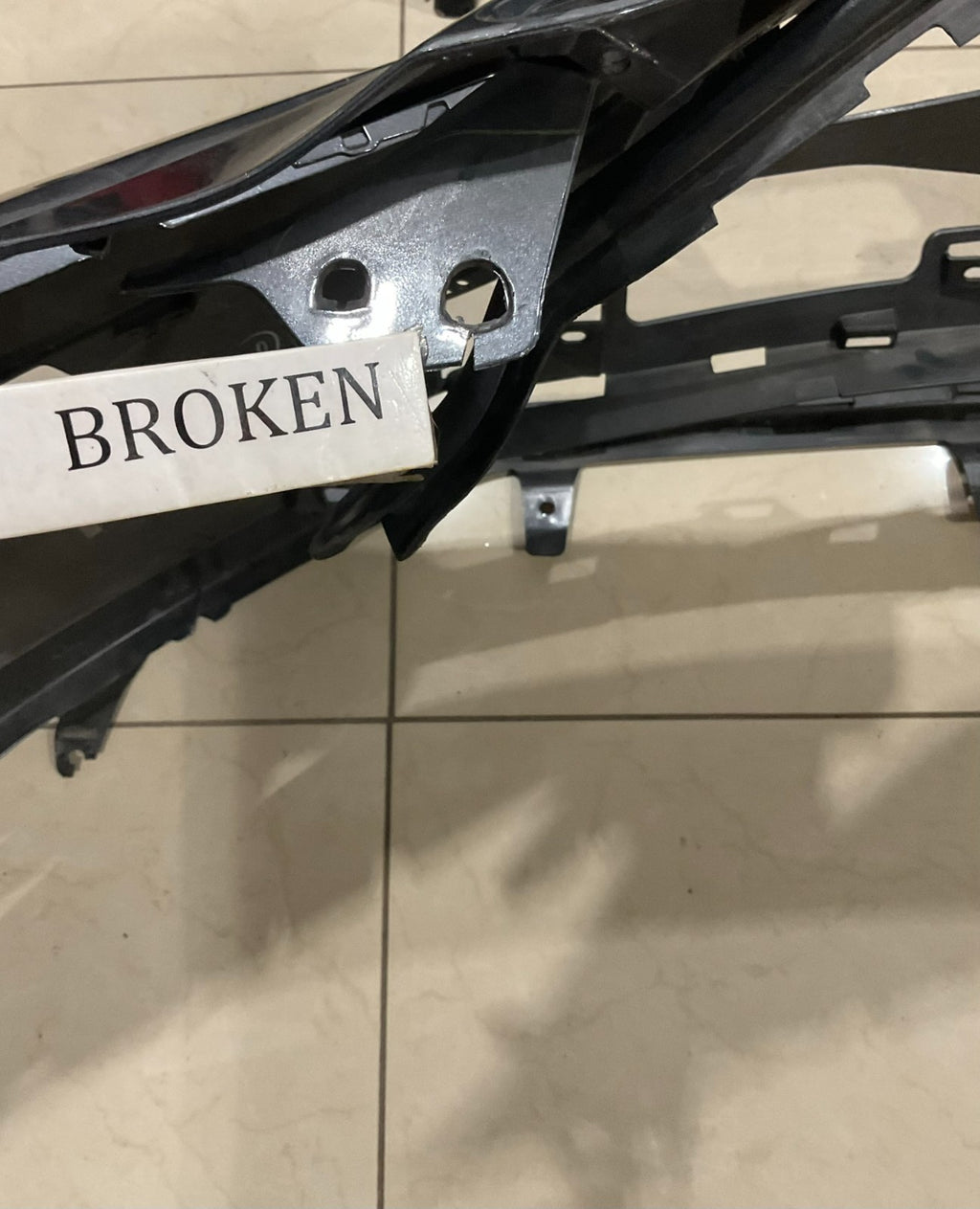 Front Bumper Cover Dark Grey 2019 2020 Lexus ES350 Base Model 52119+06j00 OEM