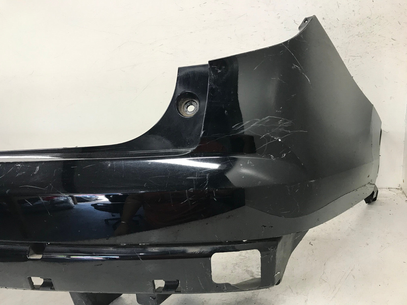 Rear Upper Bumper Cover Black 16-2018 Honda Pilot LX/EX/EX-L 71501-TG7-A000 OEM