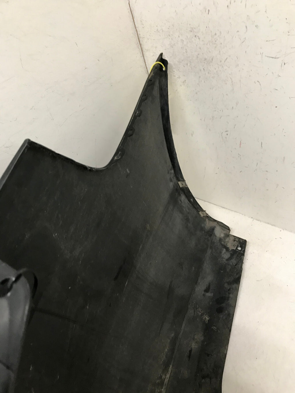 Rear Bumper Cover Nissan Sentra SR SR Turbo Black 2016-2018 85022-3YU0H OEM