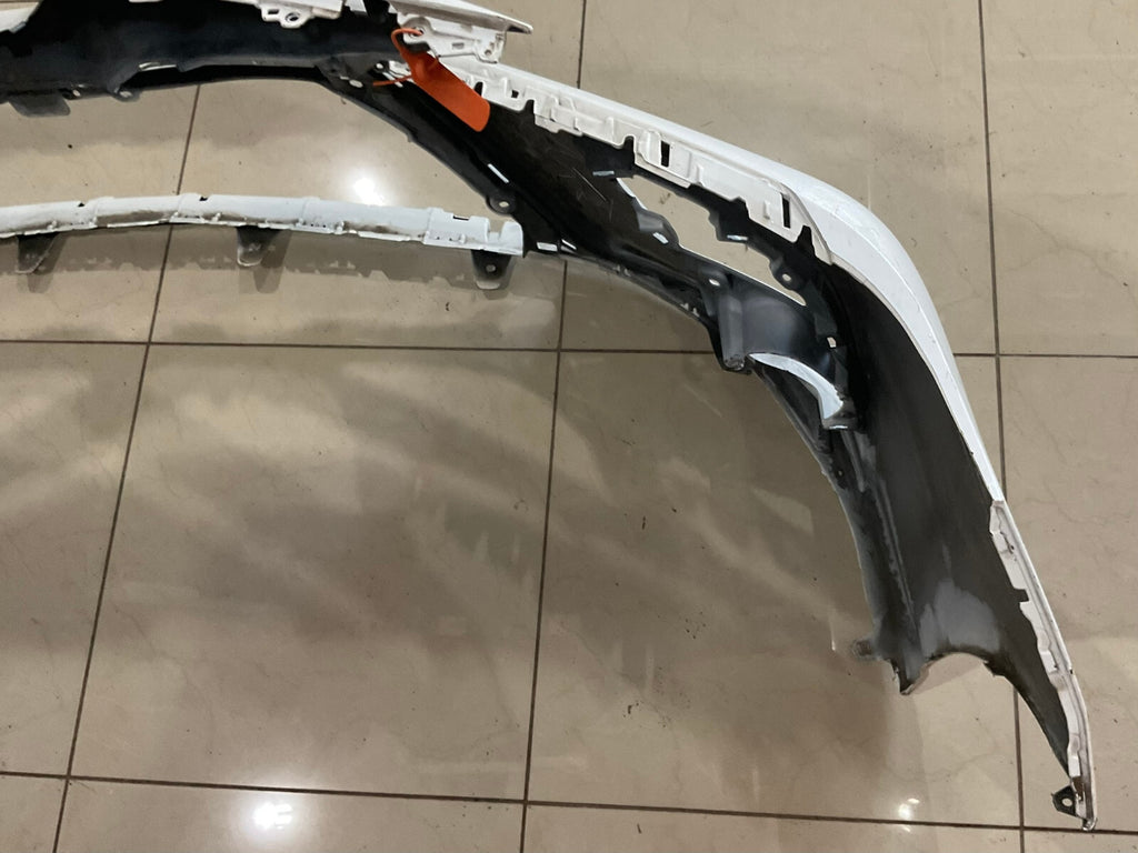 Front Bumper Cover White Toyota Camry SE XSE 2018 2019 52119-06E20 OEM