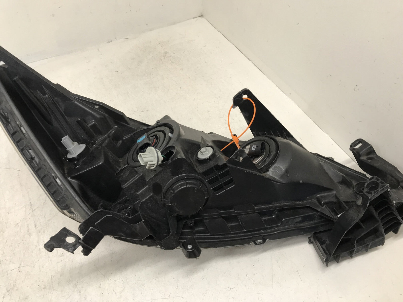 Headlight Damaged Left Driver LH Honda Accord Sedan 2013-2015 33100T2AA01 OEM
