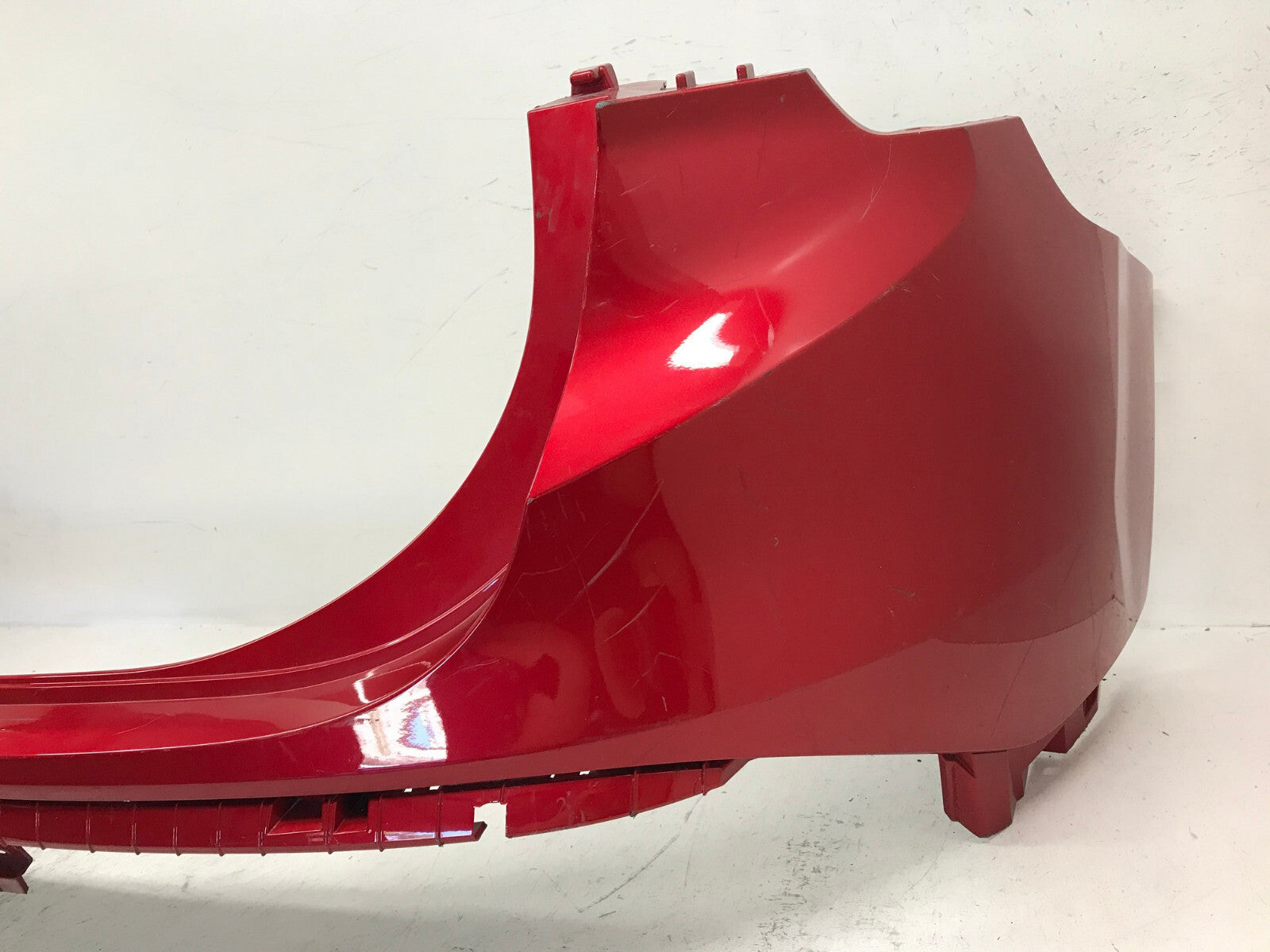 Rear Bumper Cover Hyundai Santa Fe SE/SEL/XRT/Lim Red 2021-2022 86611-S2500 OEM