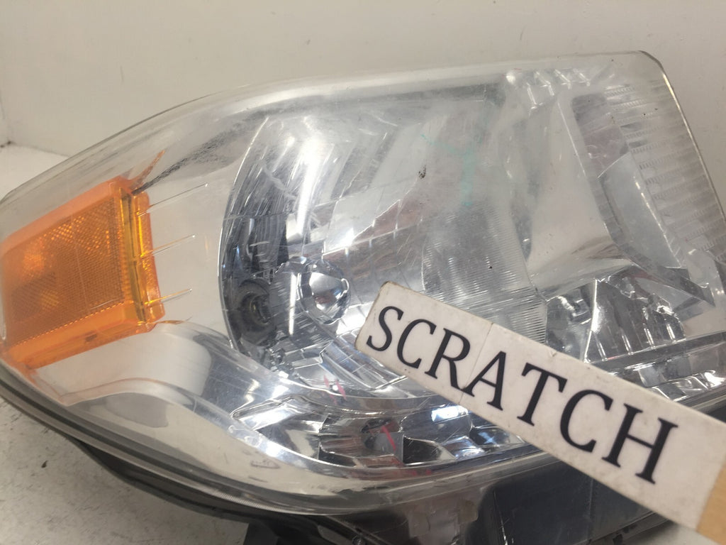 Head light Damaged Lamp Right Passenger RH Toyota Tundra 2014-2020 OEM