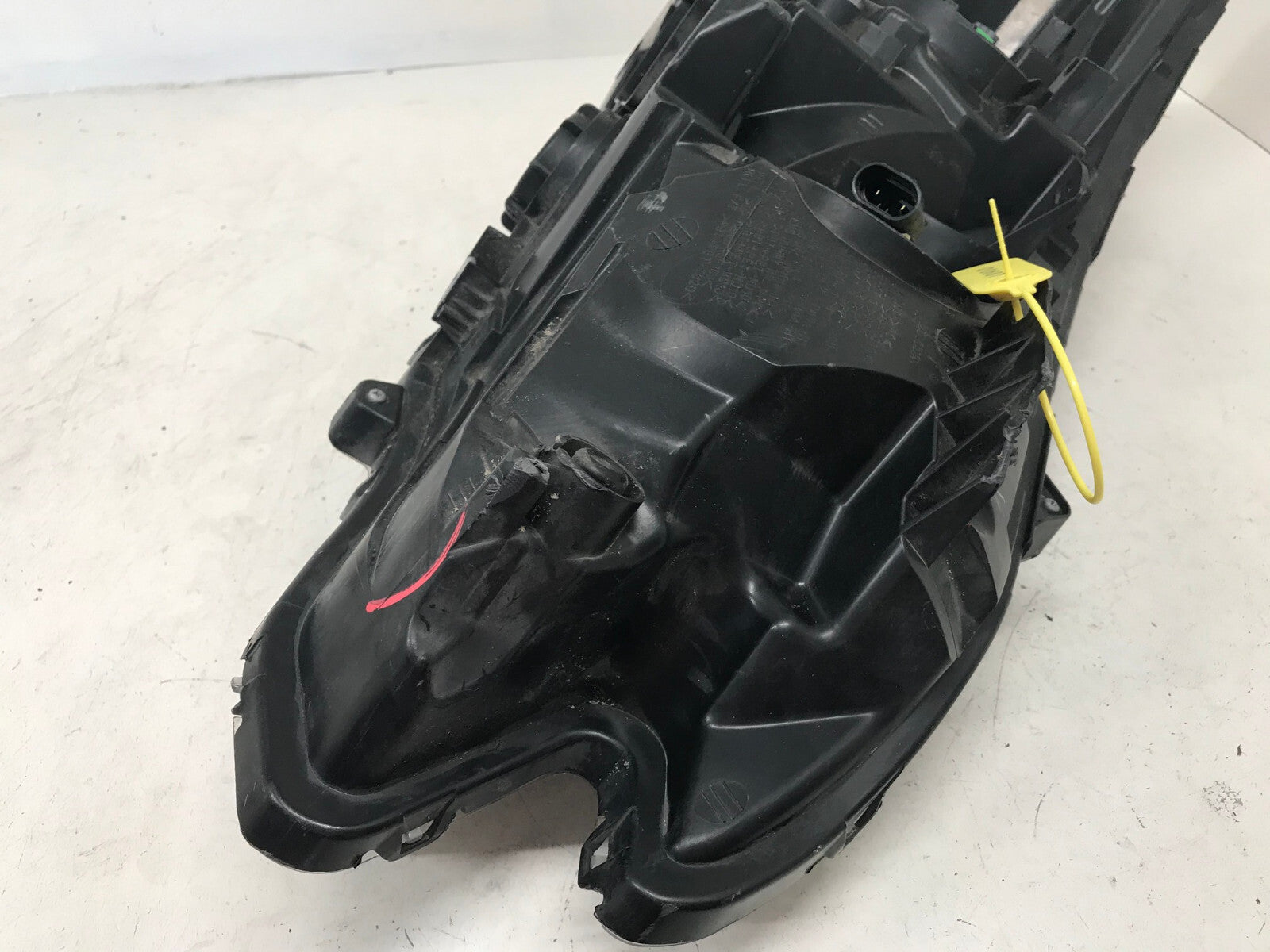 Headlight Damaged Left Driver LH Honda CR-V LX SUV 2015-2016 33150T1WA11 OEM