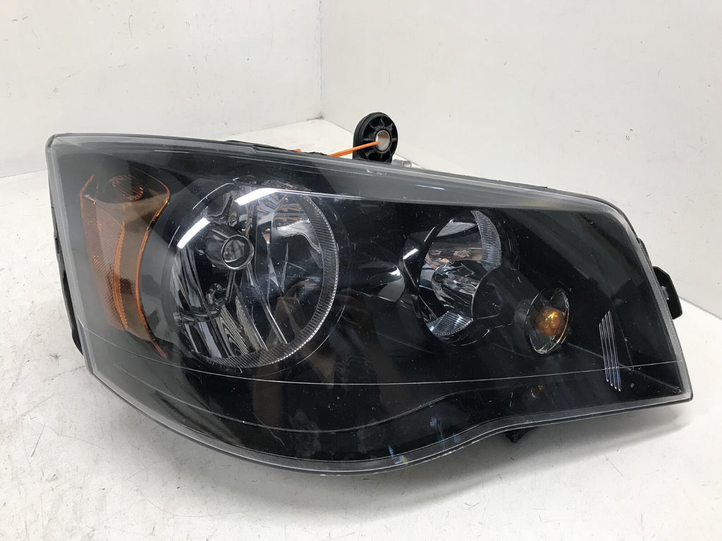 Halogen Headlight Damaged RH Right Dodge grand Caravan 2011-20 68206500AD OEM