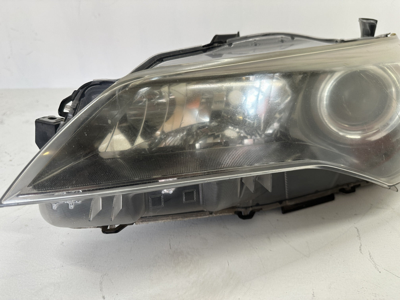 Headlight Damaged Left Driver LH 2015 2016 2017 Toyota Camry 8111006C80 OEM