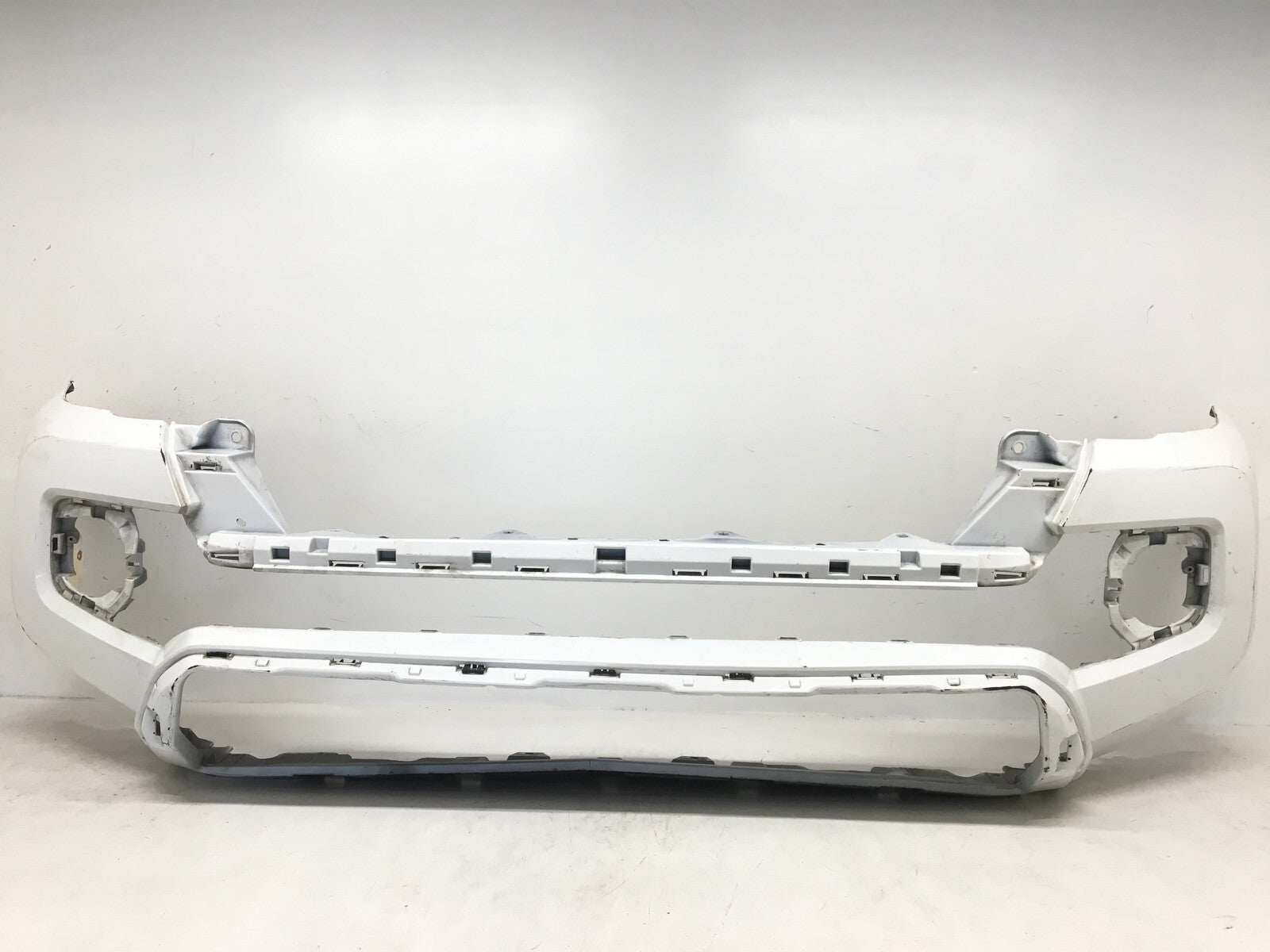 Front Bumper Cover Toyota Tacoma SR SR5 Limited 2016-2019 52119-04240 OEM
