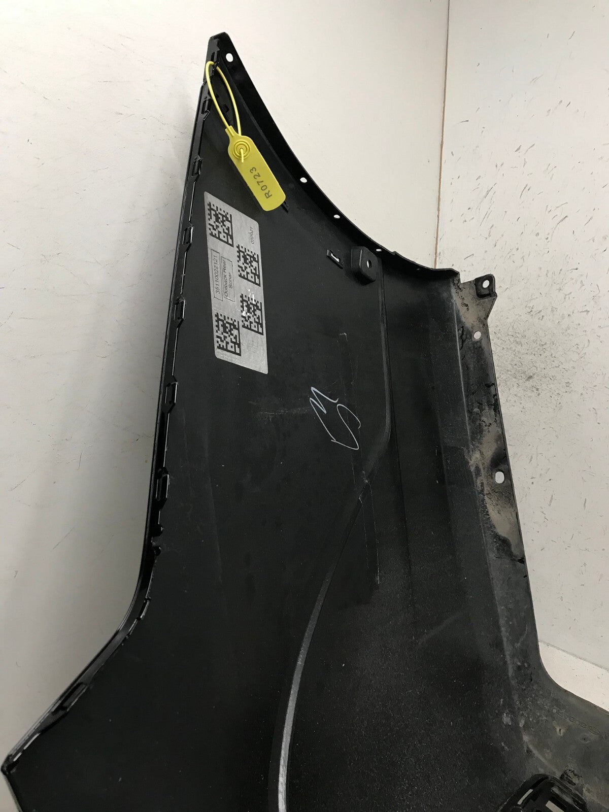 Rear Bumper Cover Black Subaru Outback Base/Touring/Ltd 20-21 w/Sensor Holes OEM
