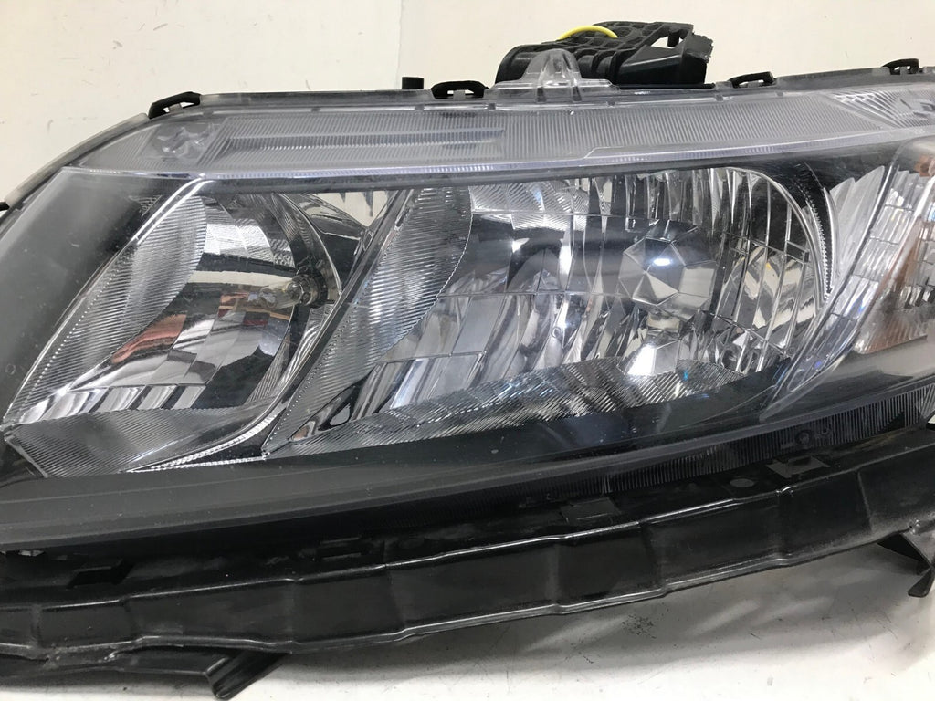 Headlight Damaged LH Driver Honda Civic Headlight Damaged 2013 2014 CAPA
