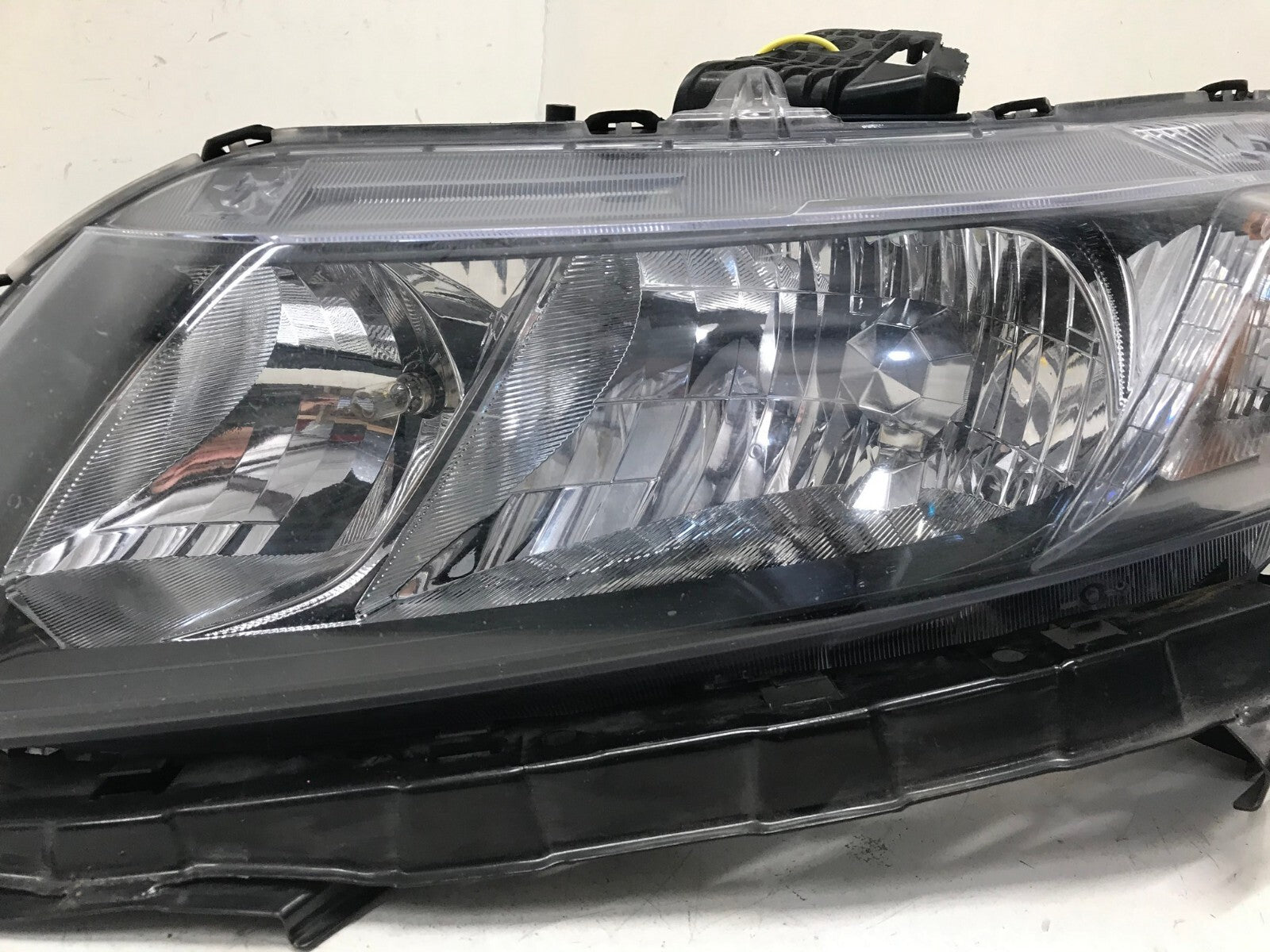 Headlight Damaged LH Driver Honda Civic Headlight Damaged 2013 2014 CAPA