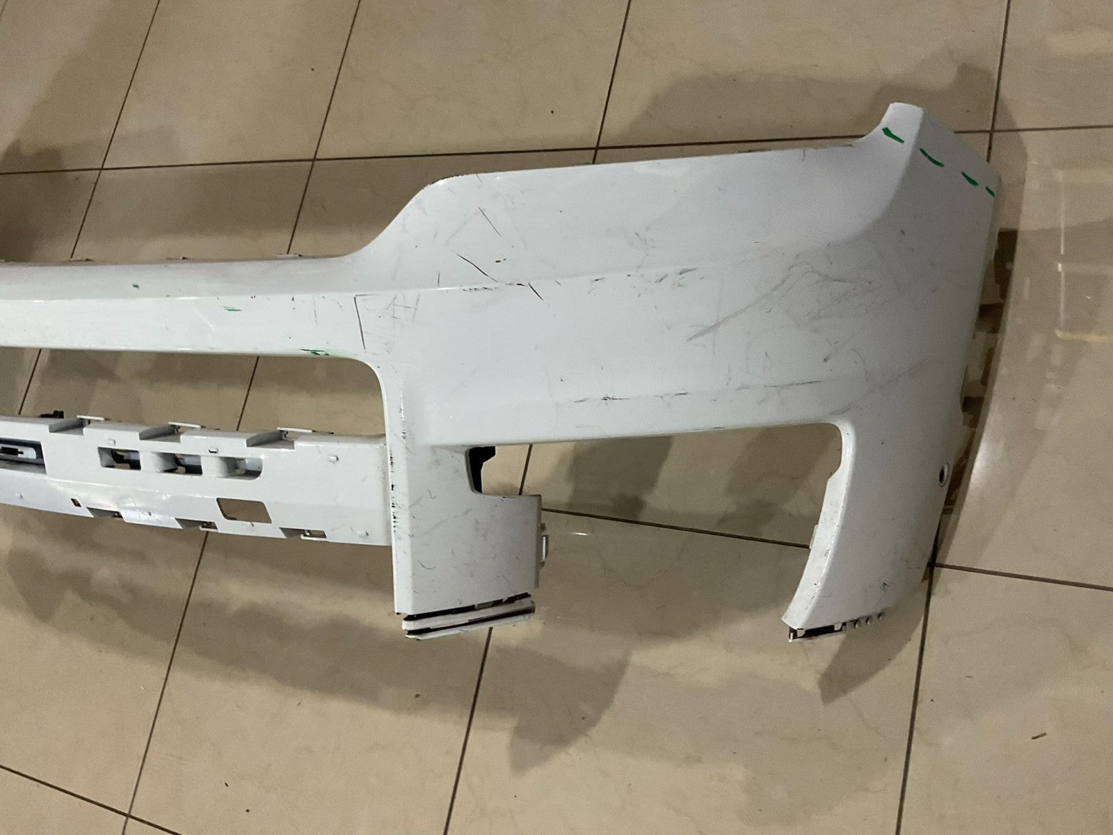 Front Bumper Cover White 2021 2022 2023 Jeep Grand Cherokee L 6sd13trmm OEM