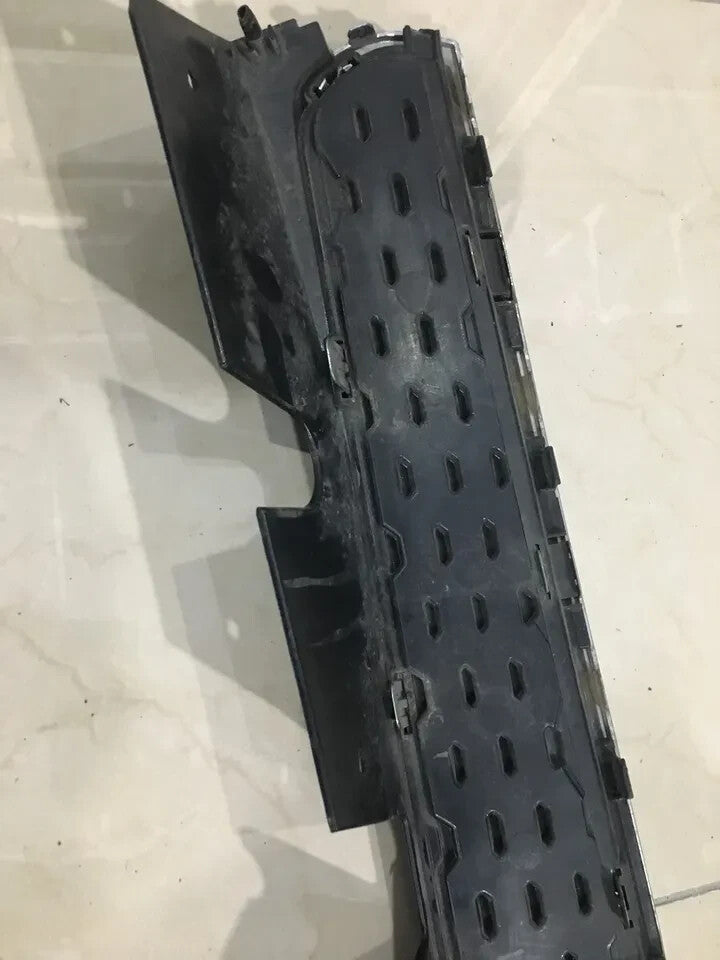 Front Upper Grille Chevrolet Equinox�2010-2014 20882351 Original