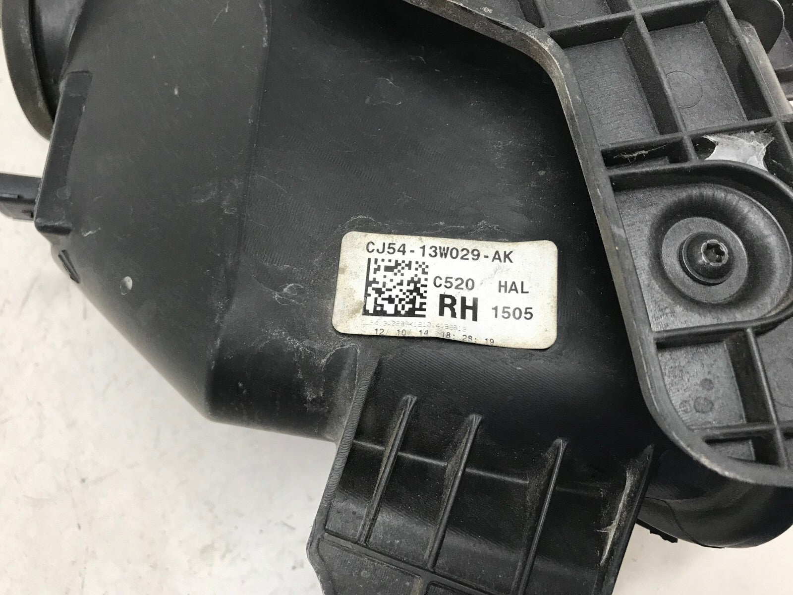 Headlight Damaged Passenger RH Right Ford Escape 2013-2016 44ZH-2090-A OEM