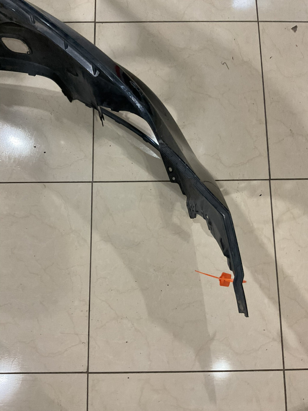 Front Bumper Cover Black Toyota Highlander LE Lted Hybrid 14-16 52119-0E220 OEM