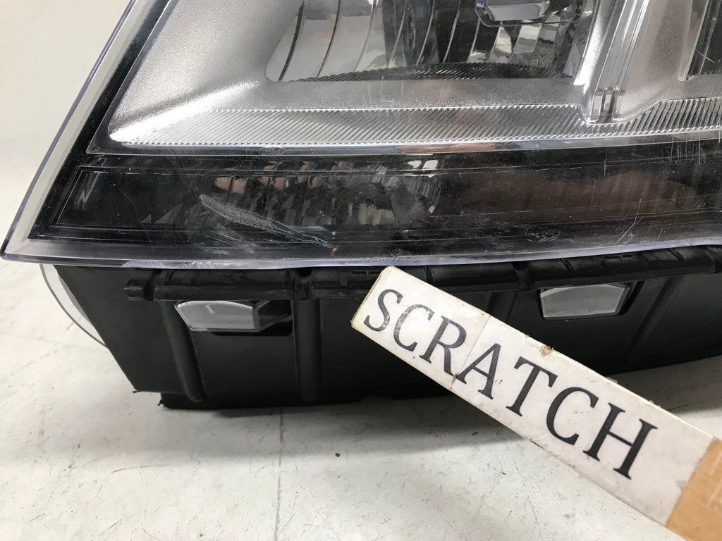 Headlight Damaged Driver LH Left 2018-2019 Ford Explorer HB53-13006-BB OEM
