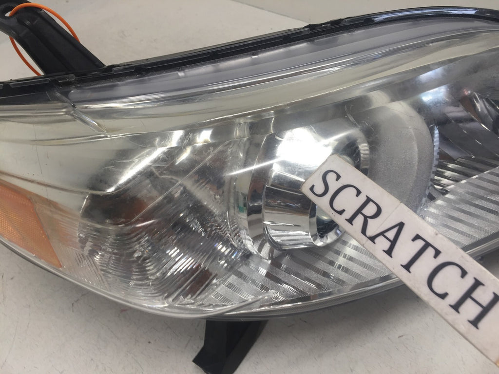 Headlight Damaged Passengers Right RH Toyota Sienna 11-20 8111008030 OEM