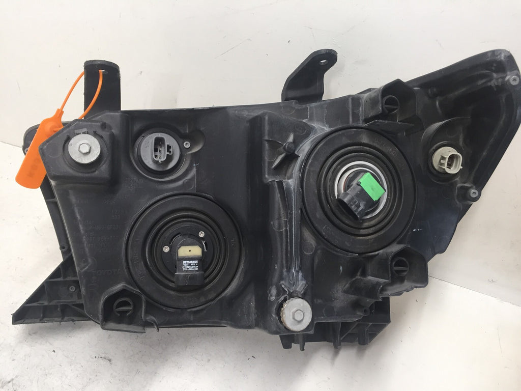 Headlight Damaged Halogen Passenger RH Toyota Sequoia Tundra 2008-2013 OEM2
