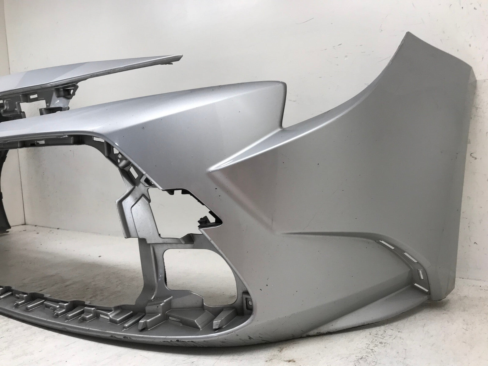 Front Bumper Cover Toyota Corolla Sedan L/LE/XLE/Hybrid Gray 2020 2021 OEM5