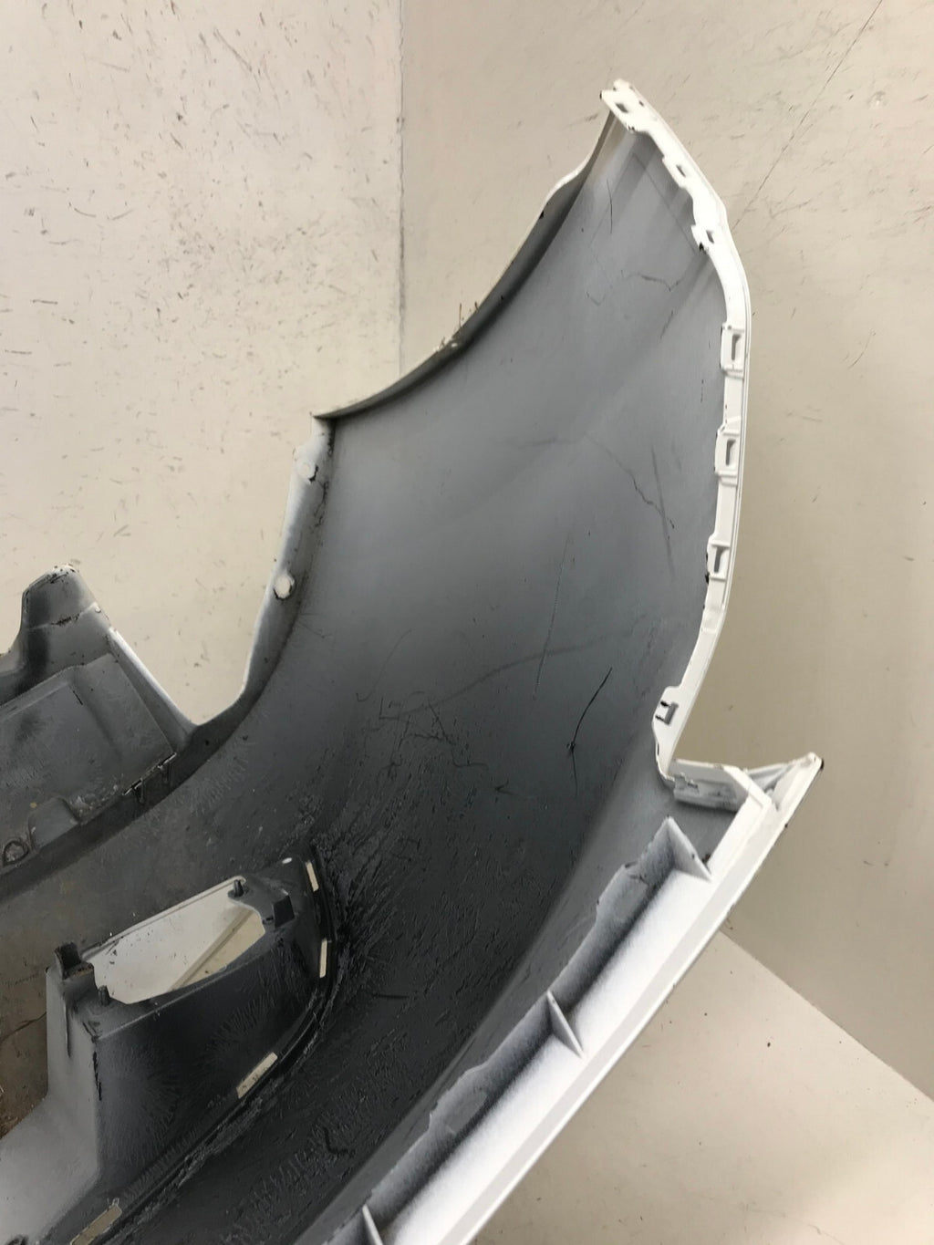 Front Bumper Cover White Honda Pilot EX EX L LX SE 2012-2015 71101-SZA-ZY00 OEM