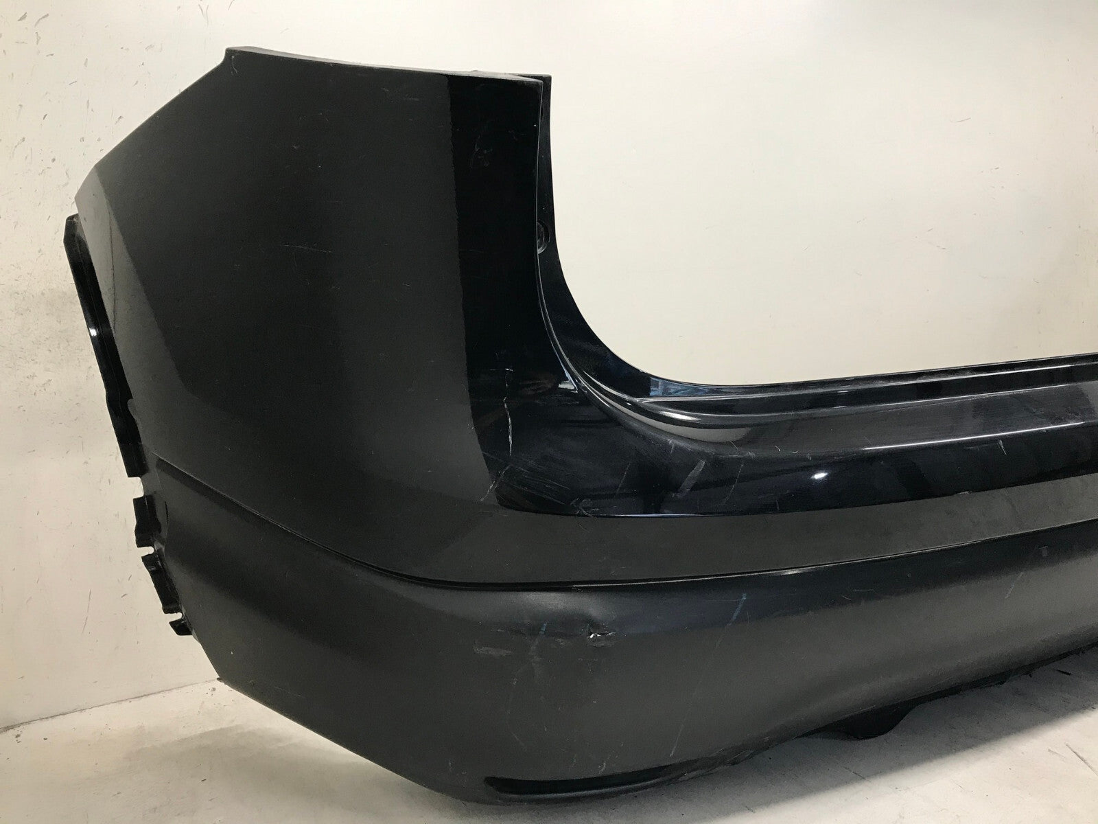 Rear Bumper Cover Nissan Rogue Sport S/SL/SV 2017 2018 2019 85022-6MA0H OEM