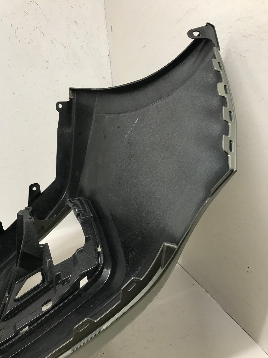 Front bumper Cover Subaru Forester Base/Limited/Prem/Sp/Tour Green 2019-2021 OEM