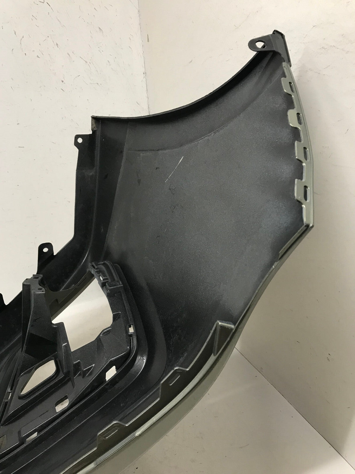 Front bumper Cover Subaru Forester Base/Limited/Prem/Sp/Tour Green 2019-2021 OEM