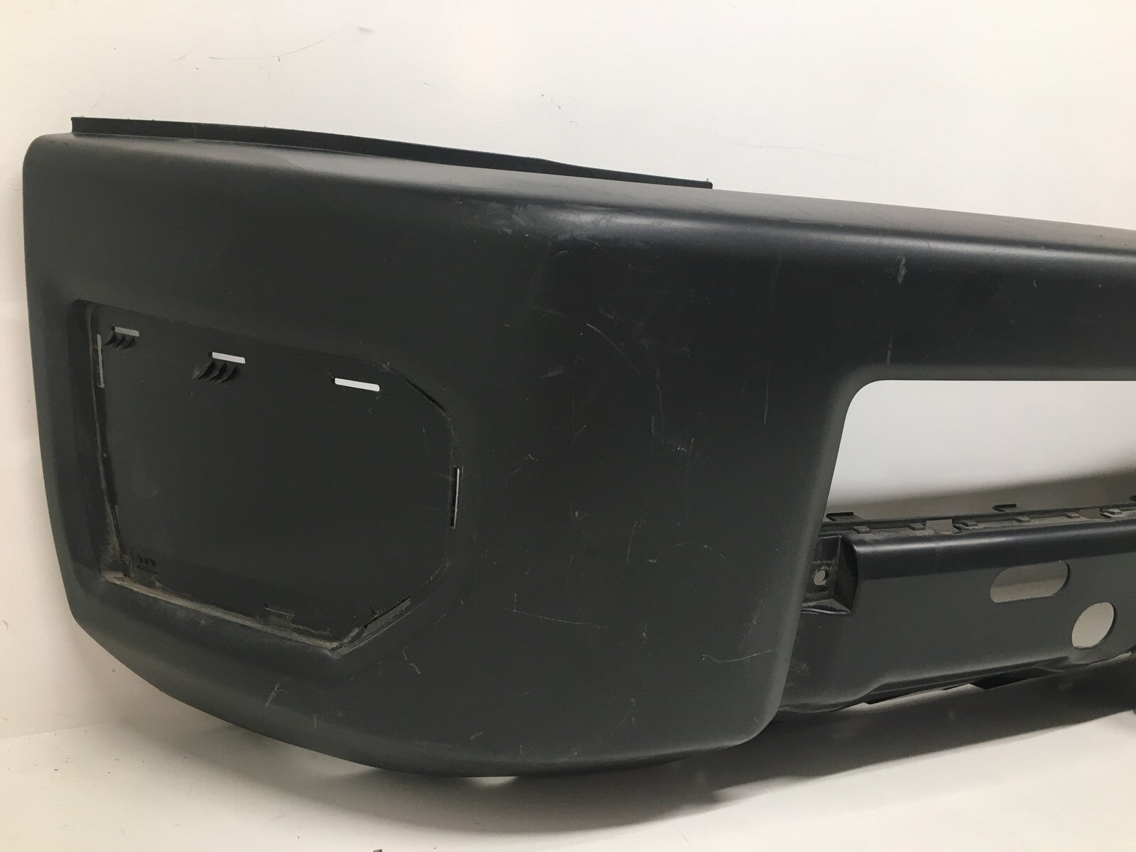 Front Bumper Cover Toyota FJ Cruiser Base/TRD/Trail Teams Special Edt. 07-14 OEM