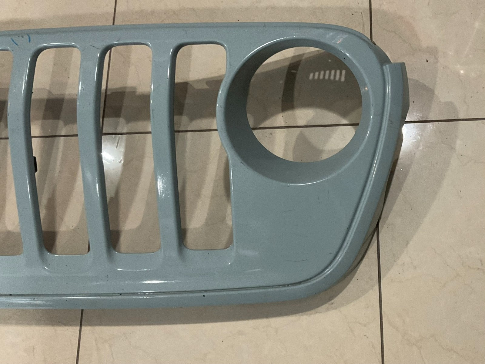 Grill Grille Grey 18-23 Wrangler JL Gladiator 68342087aa OEM