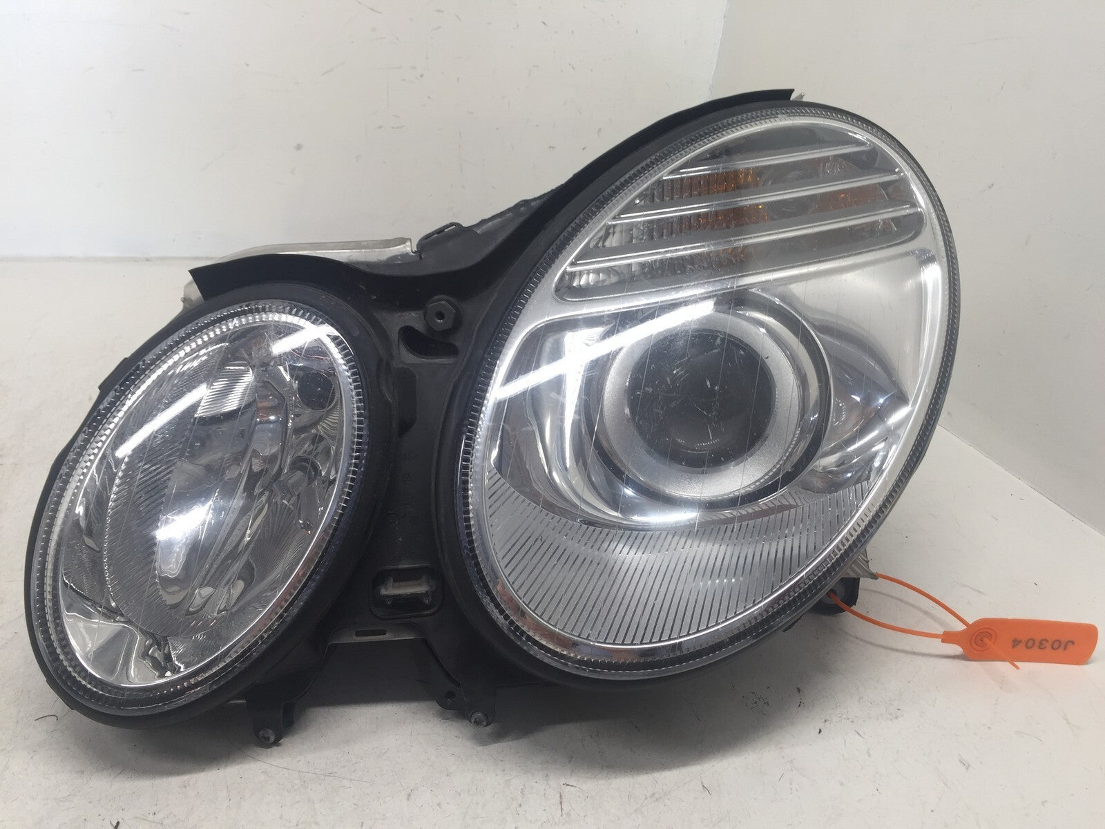 Xenon Headlight Damaged Mercedes Benz CLA250 CLA 45 2013-2015 1ZT00926065 OEM