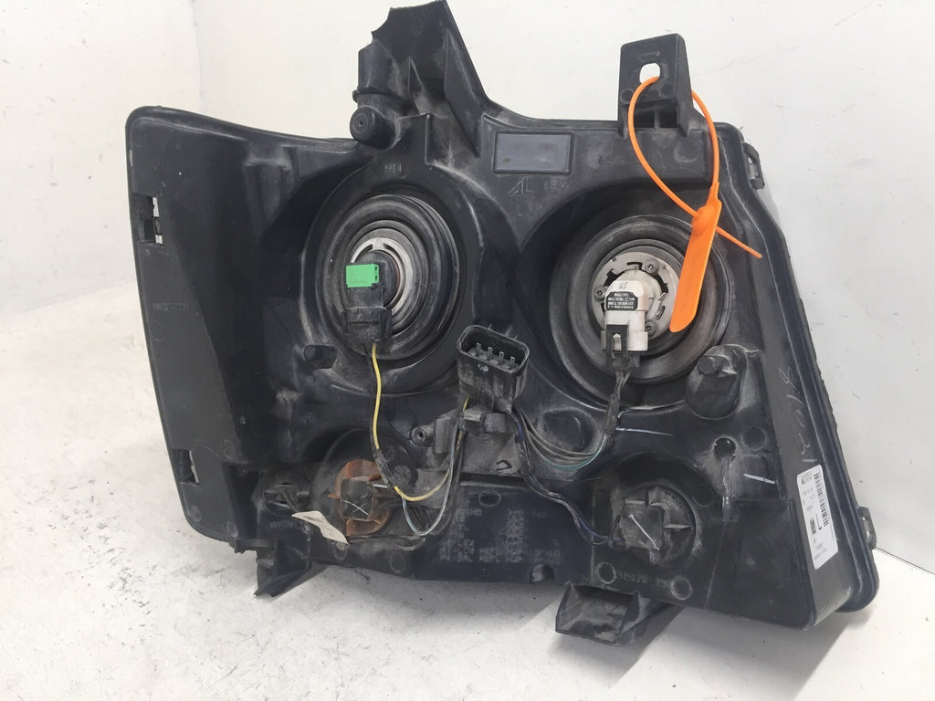 Headlight Damaged Lamp Driver LH Chevy Suburban 1500 Avalanche Tahoe 07-2014 OEM