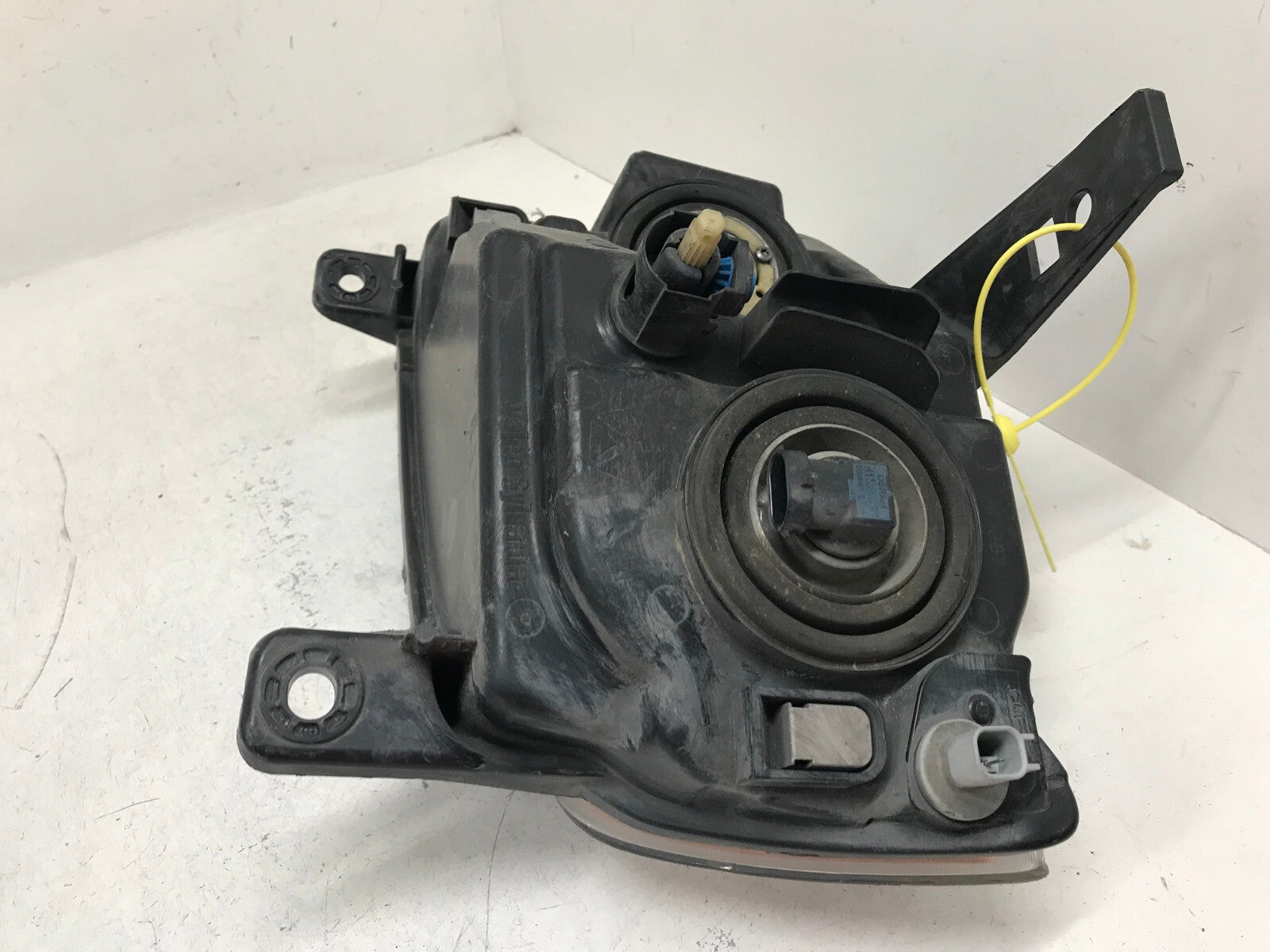 Halogen Headlight Damaged Passenger RH Jeep Compass 2013-2017 68171214AA OEM