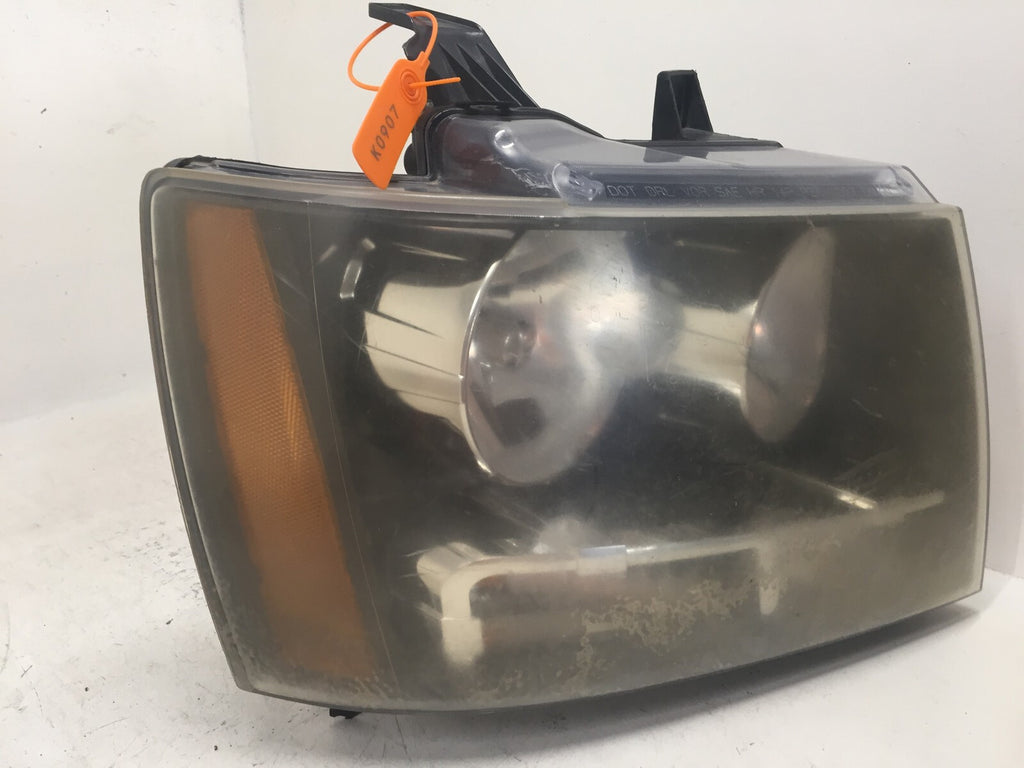 Headlight Damaged Lamp Right RH Chevy Suburban 1500 Avalanche Tahoe 07-14 OEM