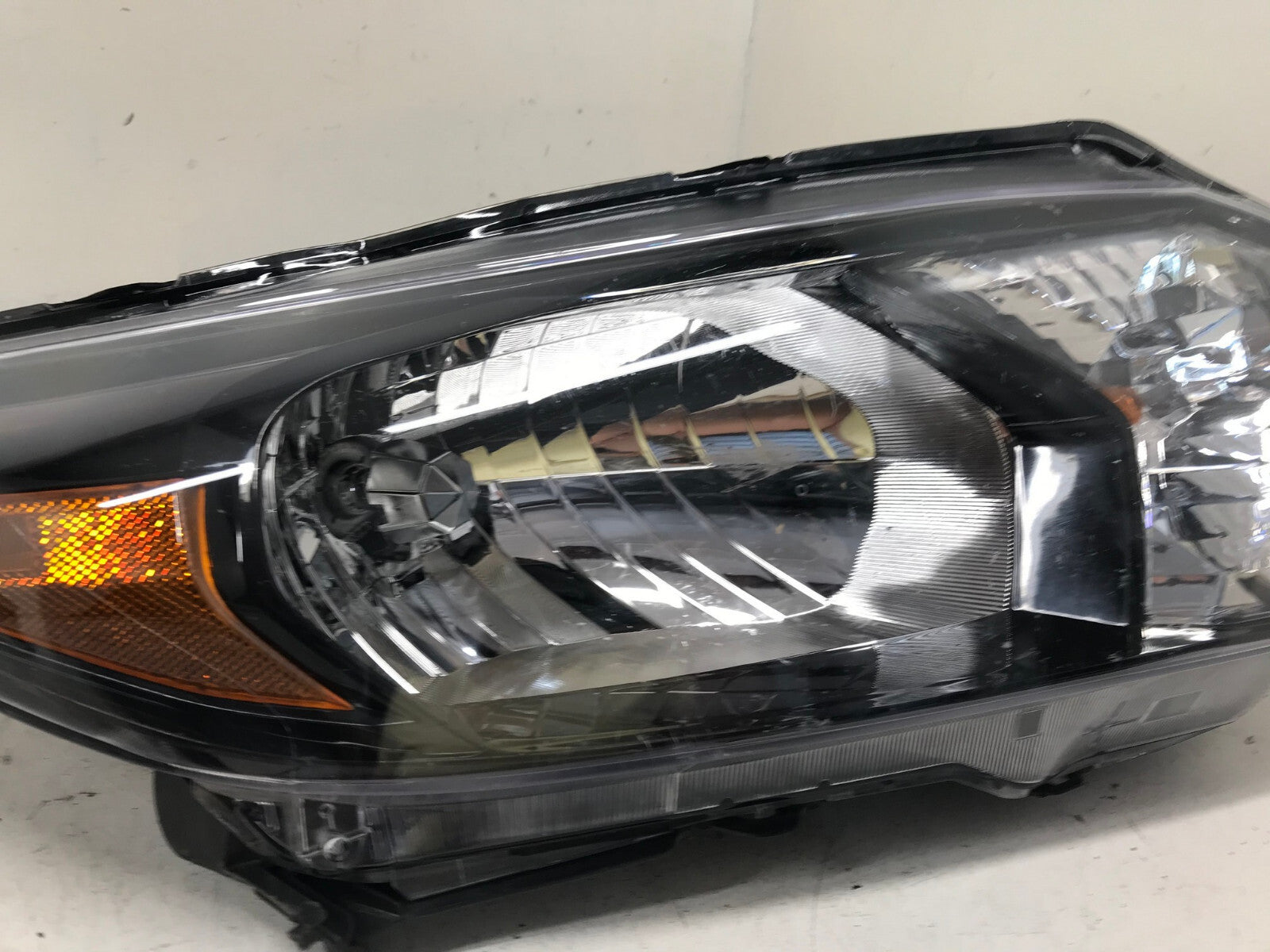 Headlight Damaged Passenger Right RH Honda HR-V 2016-2018 CAPA