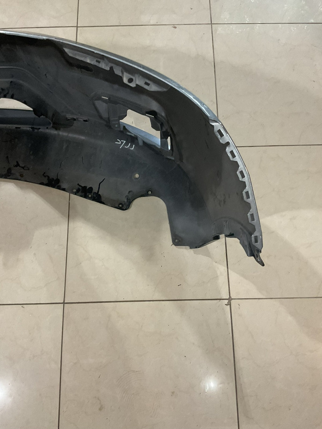 Front Bumper Cover Grey 2014-2016 Nissan Rogue 62022+5ha0h OEM