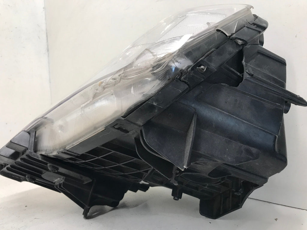Halogen Headlight Damaged Left Driver LH Chrysler 300 2018-2021 68269811AC OEM