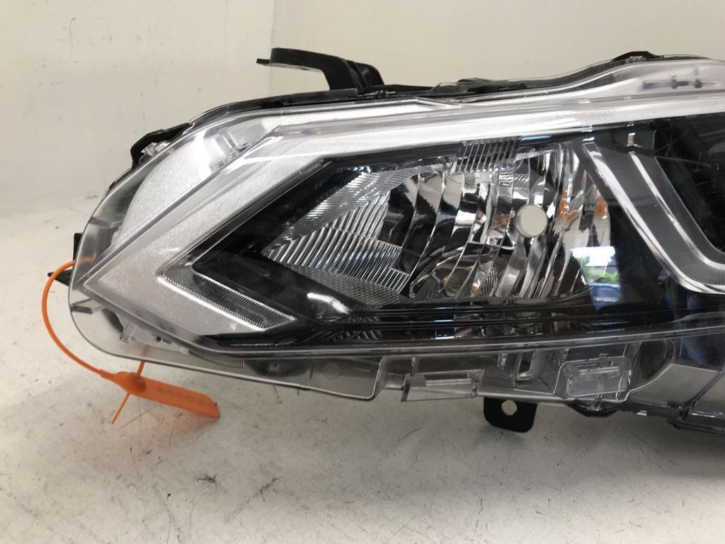 Halogen Headlight Damaged Left Driver LH Nissan Altima 2019-2021 1EJ94966701 OEM