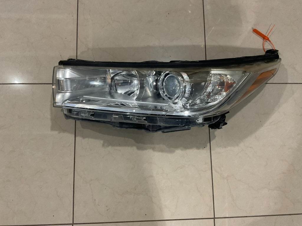 Headlight Left LH Driver 2015 2016 2017 Toyota Highlander CAPA