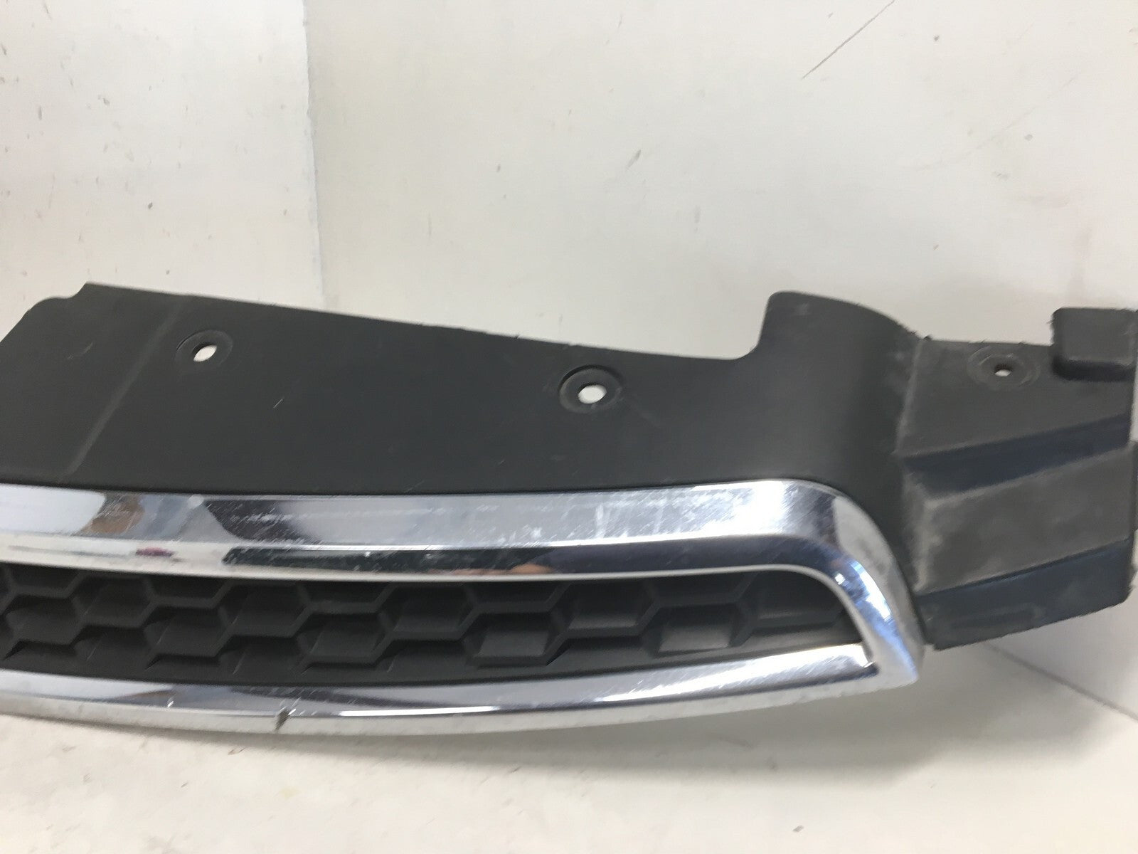 Grille Grill Chevy Cruze 2011-2014 96981100 OEM