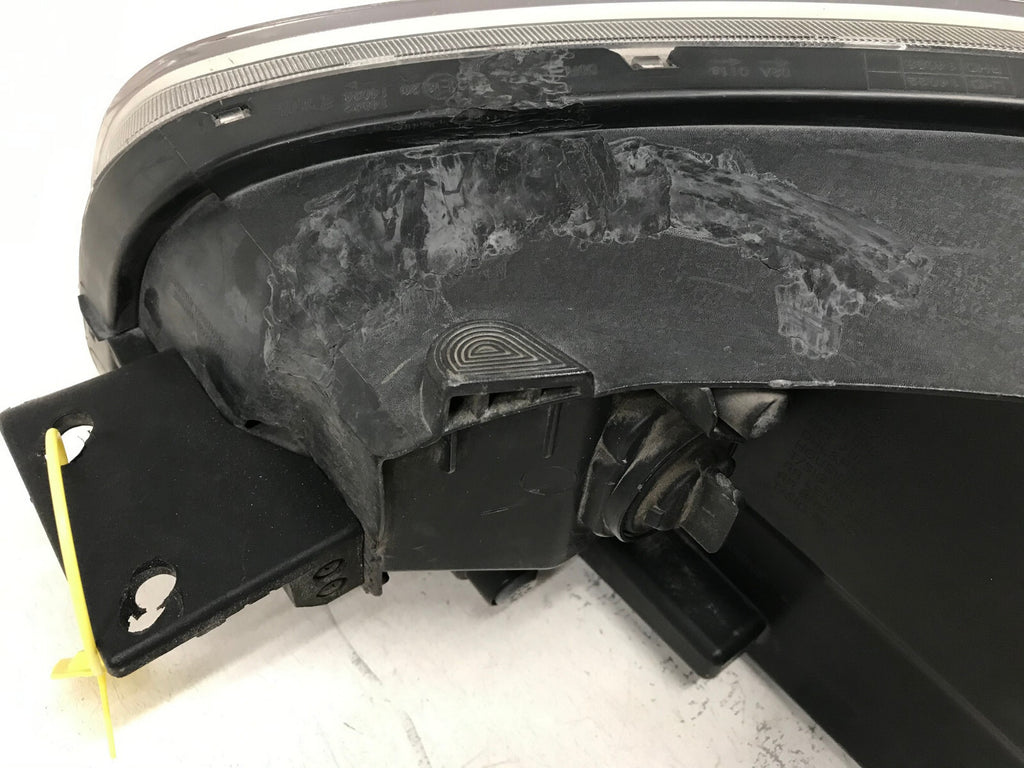 Headlight Damaged Right RH Passenger Kia Soul 2014-2017 92102-B2000 OEM