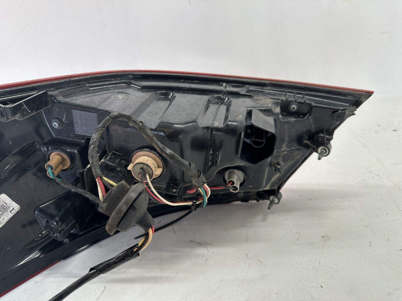 Tail light Damaged Left Driver LH 2016 - 2018 Nissan Altima 265509HS0A OEM