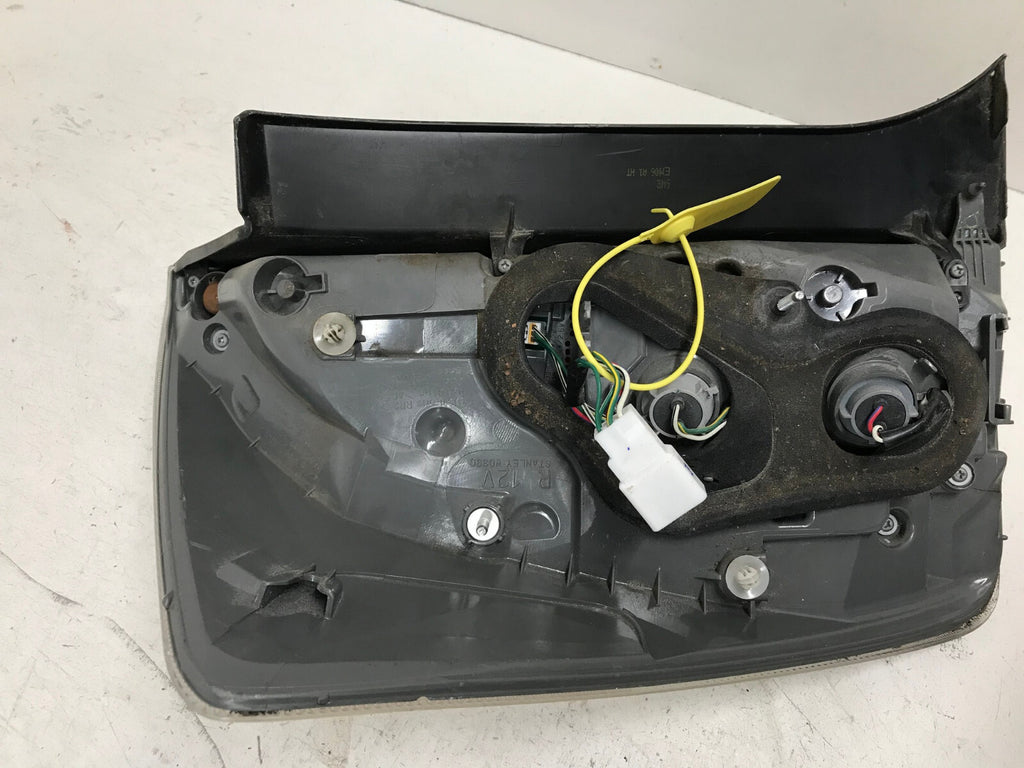 Tail light Damaged RH Passenger 2012-2015 Toyota Prius 8155147190 OEM