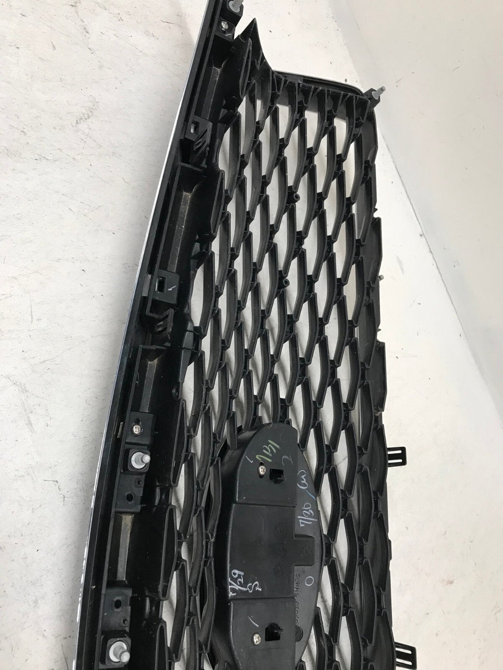 Grill Grille 2020-2022 Infiniti Q50 62310-6HM0C OEM