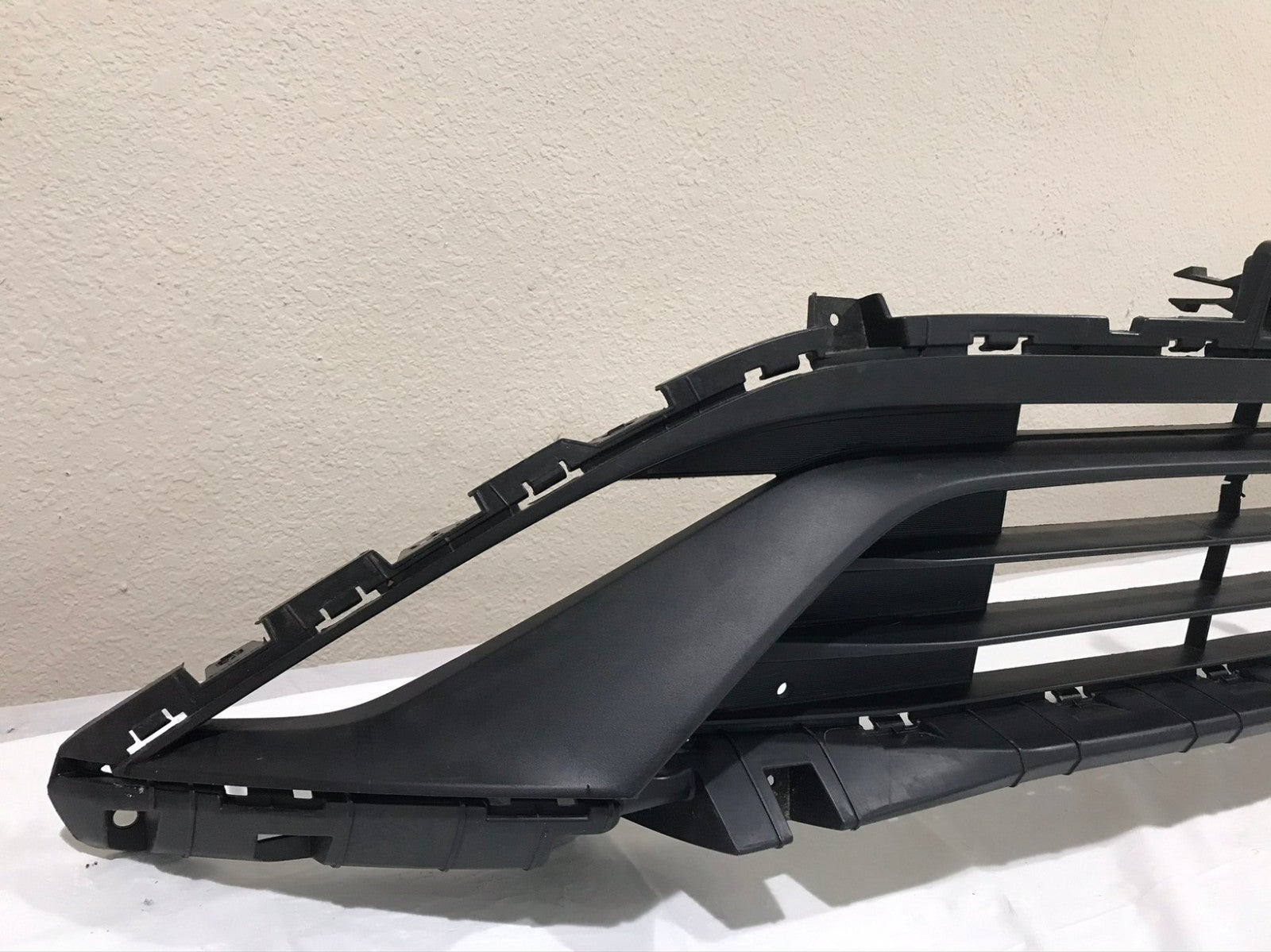 Grill Grille Black Kia Forte 2022-2024 86530-M7500 OEM