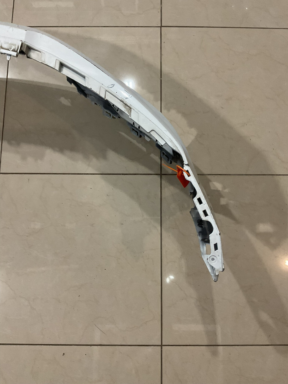 Front Bumper Cover White 2018-2021 Volkswagen Tiguan 6NN+807+221 OEM