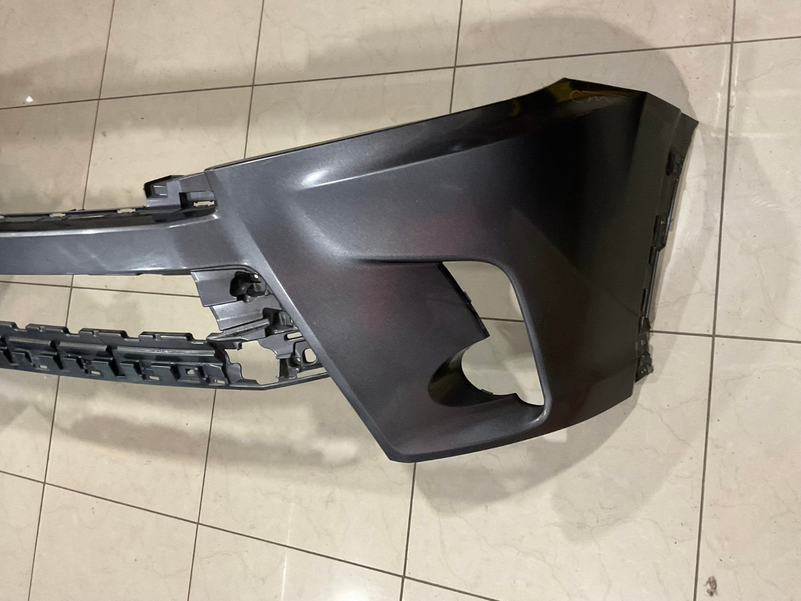 Front Bumper Cover Grey 2017-2018 Toyota Highlander LE/XLE/SE 52119+0e350 OEM