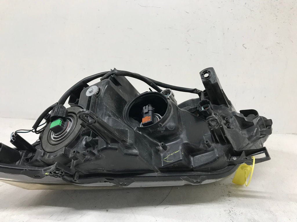 Headlight Damaged RH Right Nissan Rogue S SL SV Models 14-2016 260104BA2A OEM