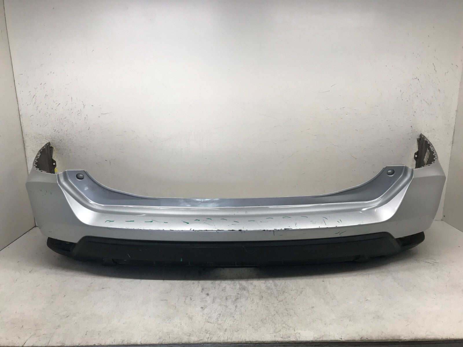 Rear Bumper Cover Silver Nissan Rogue S SL SV SL Hybrid 17-19 85022-6FL0H OEM