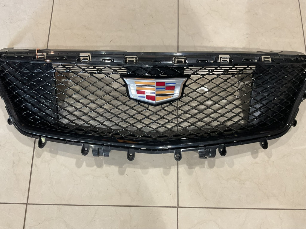 Grille Grill 2024 2025 Cadillac XT4 CAPA