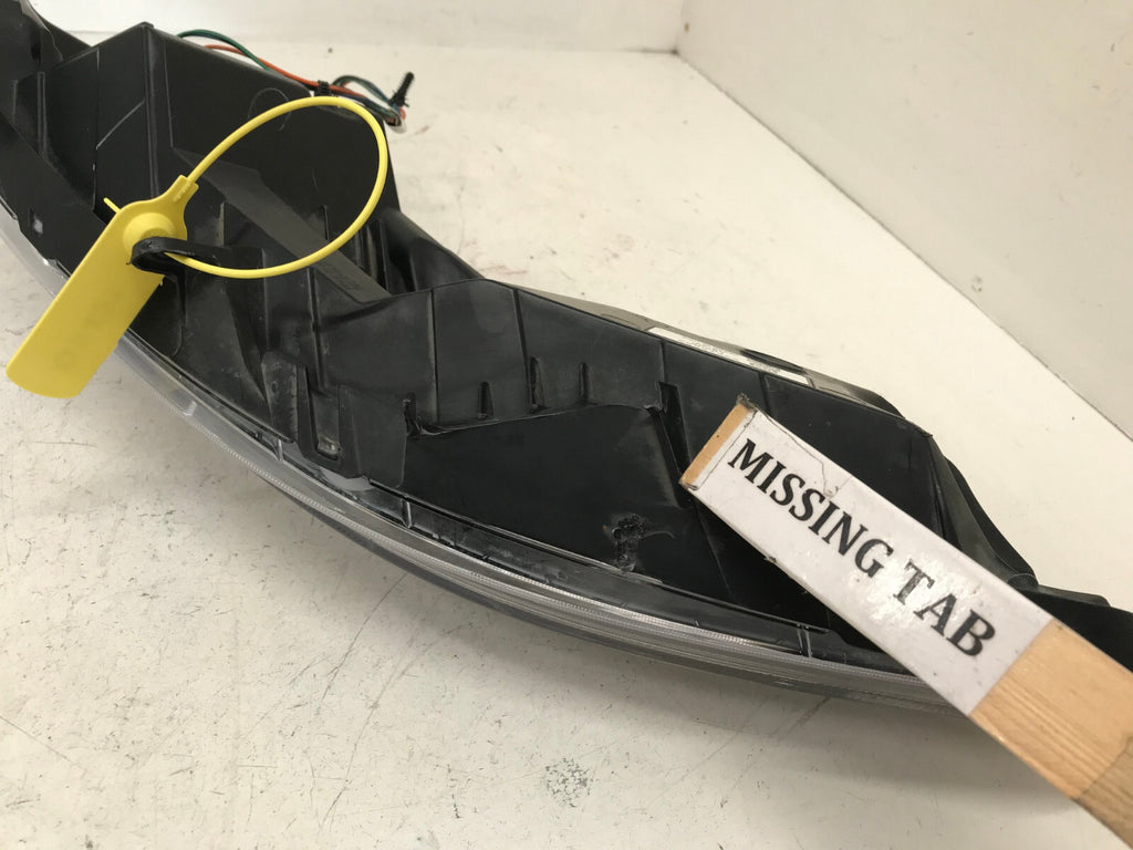 Front Parking light Damaged Lamp RH  Jeep Wrangler 2018-2019 55112884AG OEM