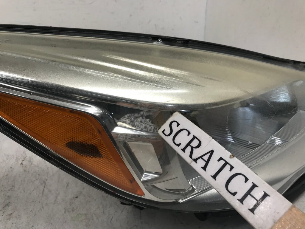 Headlight Damaged Right passenger RH Ford Escape 2013-2016 R 44ZH-2090-A OEM